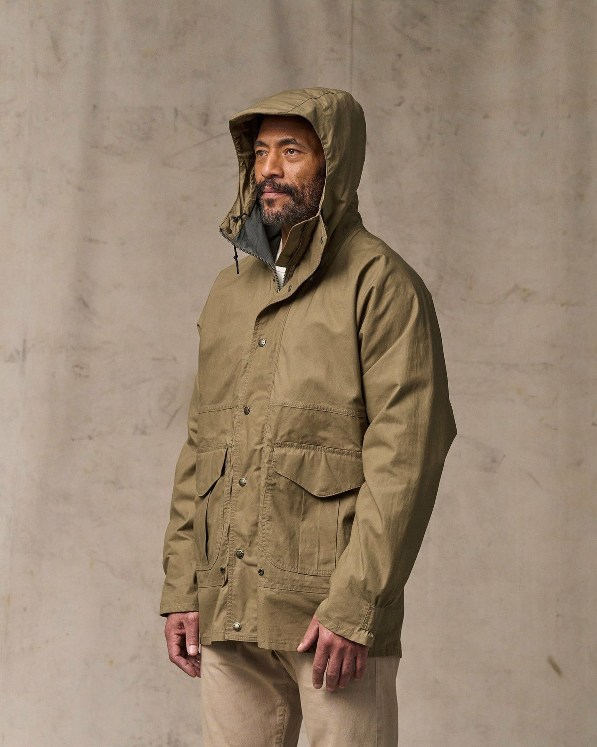 Men Filson Dry Wax Omak Coat - Dark Beige
