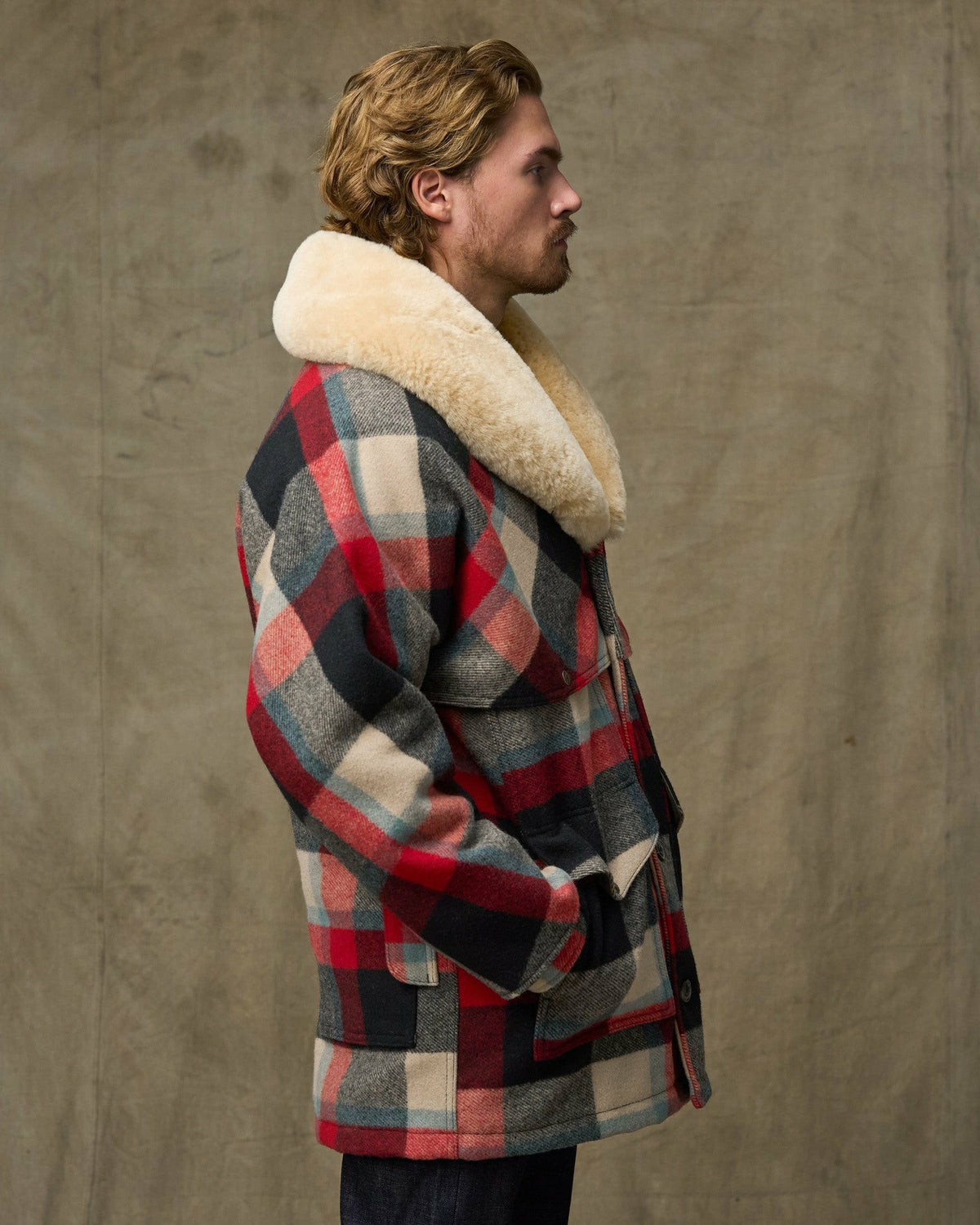 Men Filson Lined Mackinaw Wool Packer Coat - Red / Cream / Blue Plaid