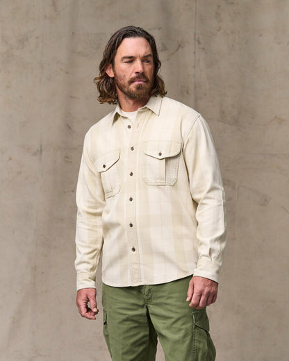 Men Filson Vintage Wash Alaskan Guide Shirt - Sand / Stone Plaid