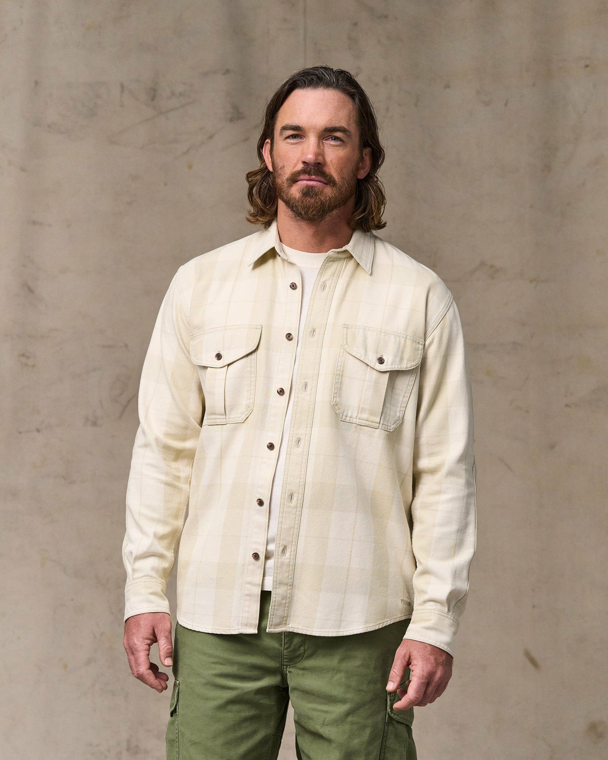 Men Filson Vintage Wash Alaskan Guide Shirt - Sand / Stone Plaid