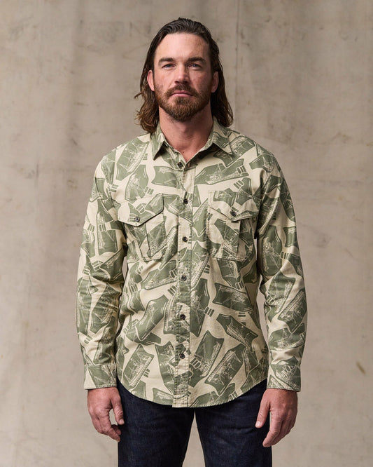 Men Filson Lightweight Alaskan Guide Shirt - Khaki / Print