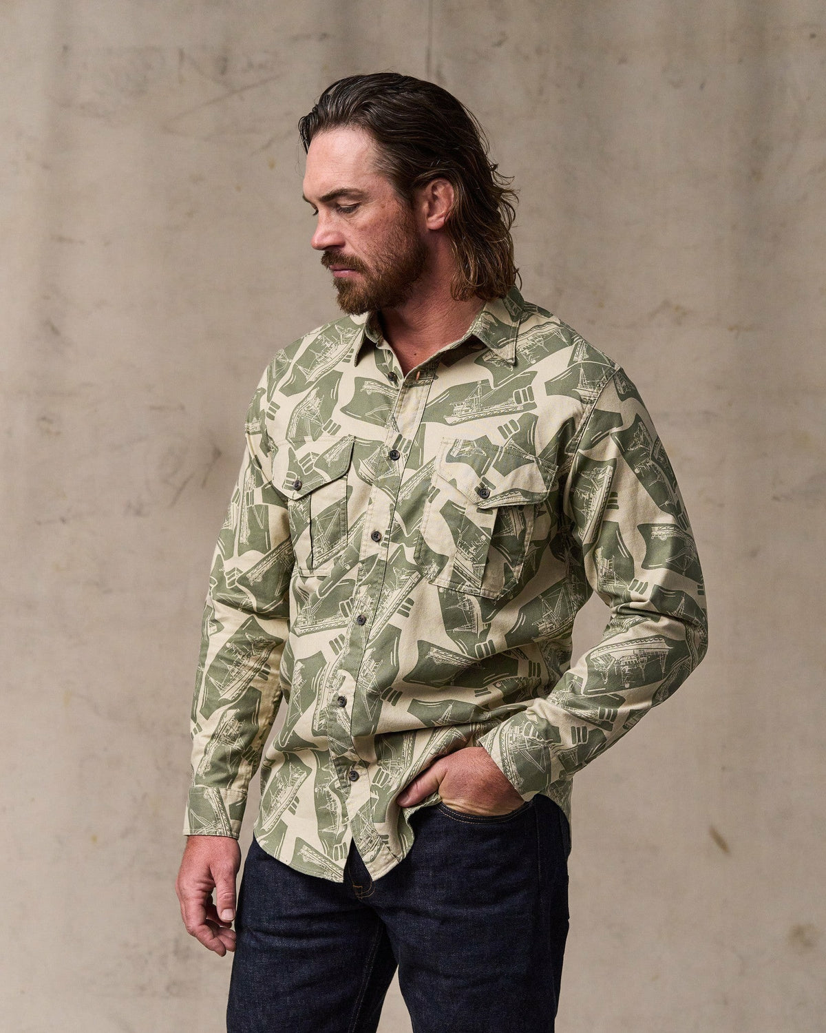 Men Filson Lightweight Alaskan Guide Shirt - Khaki / Print
