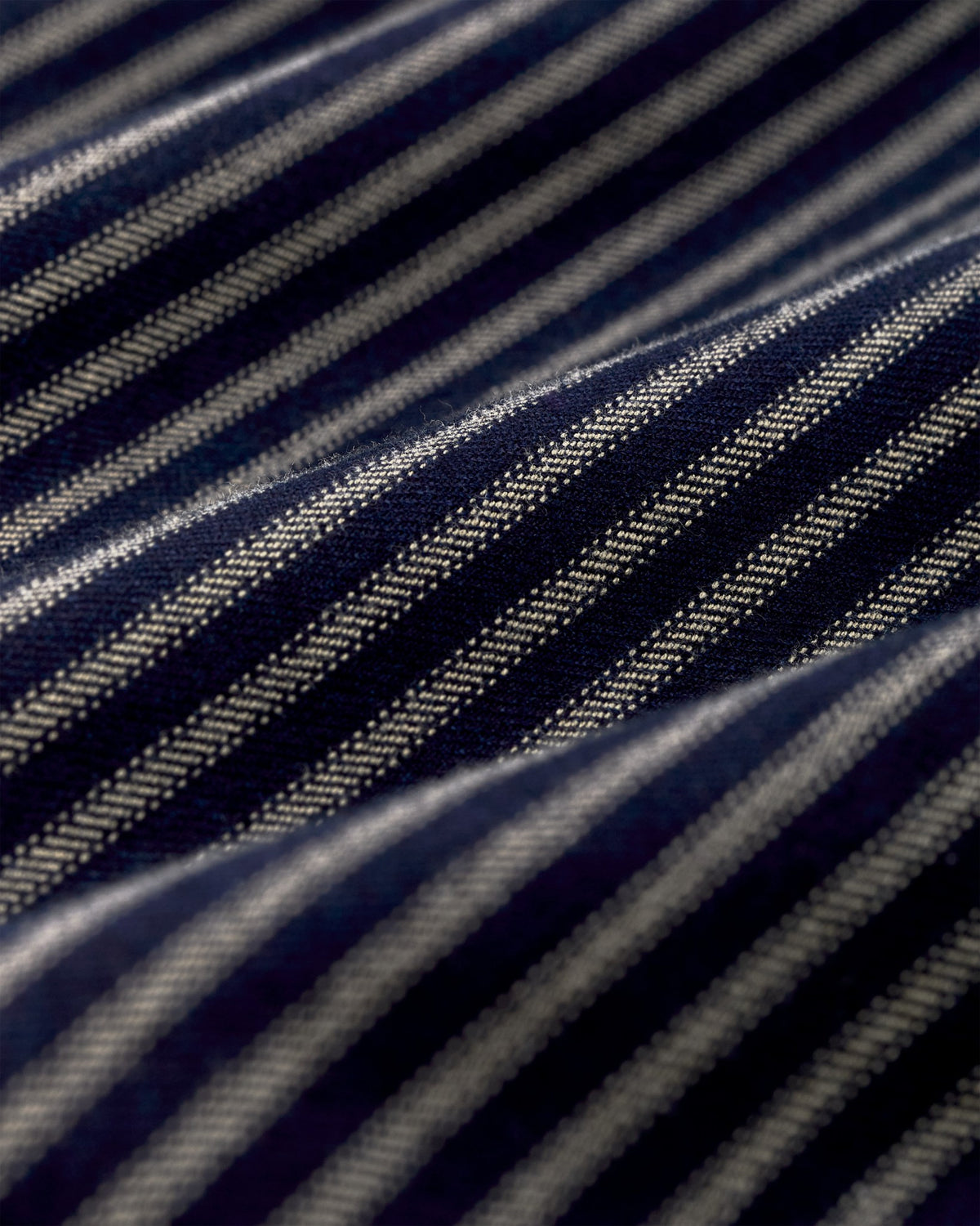 Men Filson Lightweight Alaskan Guide Shirt - Indigo / Ticking Stripe
