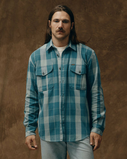 Men Filson Vintage Wash Alaskan Guide Shirt - Jasper / Dark Teal Plaid