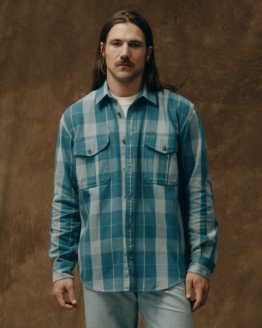 Men Filson Vintage Wash Alaskan Guide Shirt - Jasper / Dark Teal Plaid
