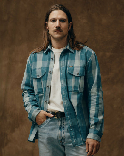 Men Filson Vintage Wash Alaskan Guide Shirt - Jasper / Dark Teal Plaid