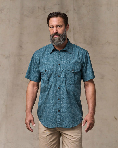 Men Filson Filson's Washed Short Sleeve Feather Cloth Shirt - Blue / Print
