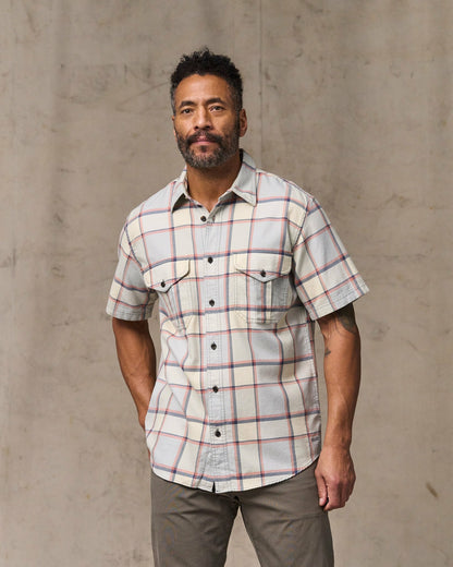 Men Filson Short Sleeve Lightweight Alaskan Guide Shirt - Light Blue / Tan Plaid