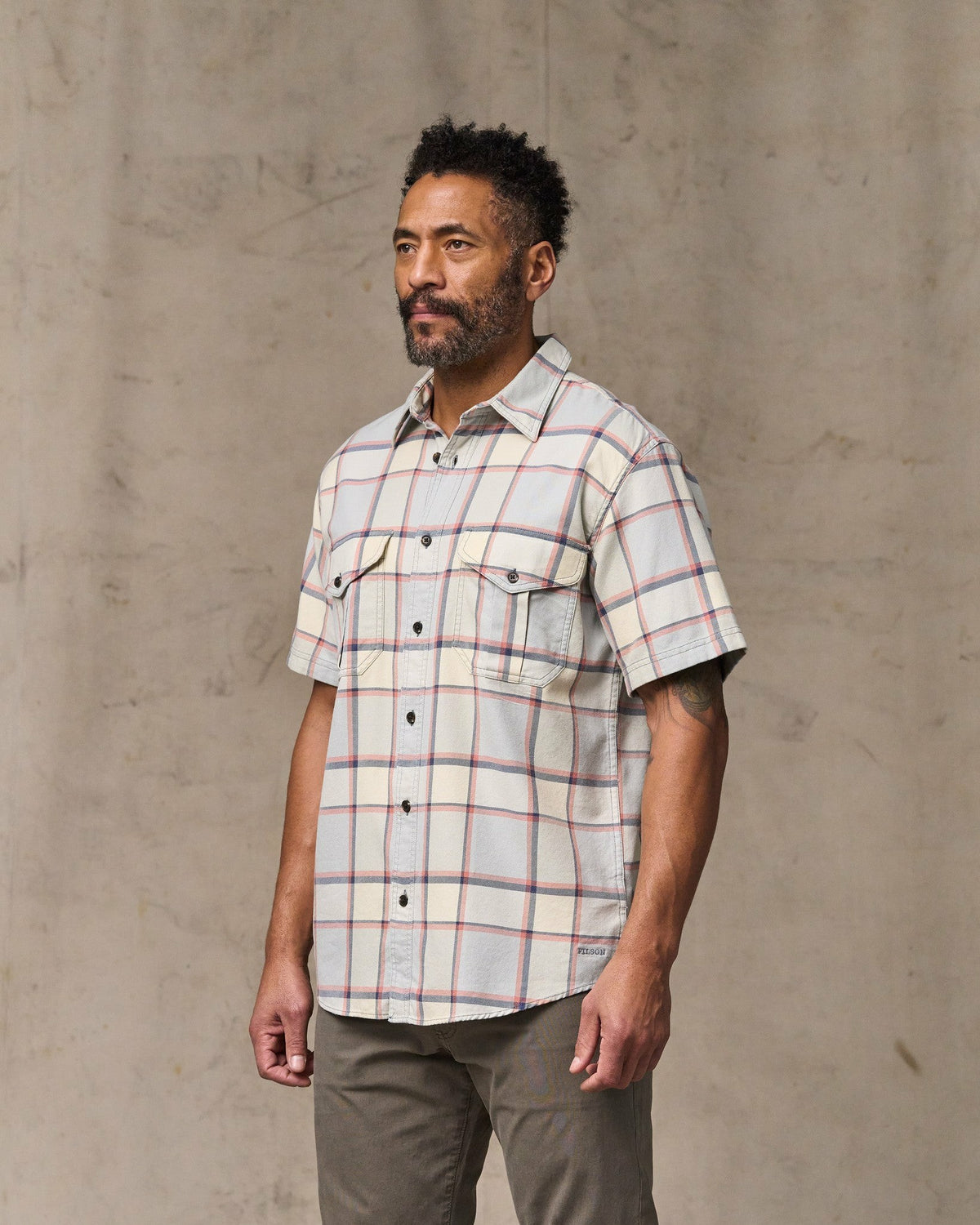 Men Filson Short Sleeve Lightweight Alaskan Guide Shirt - Light Blue / Tan Plaid