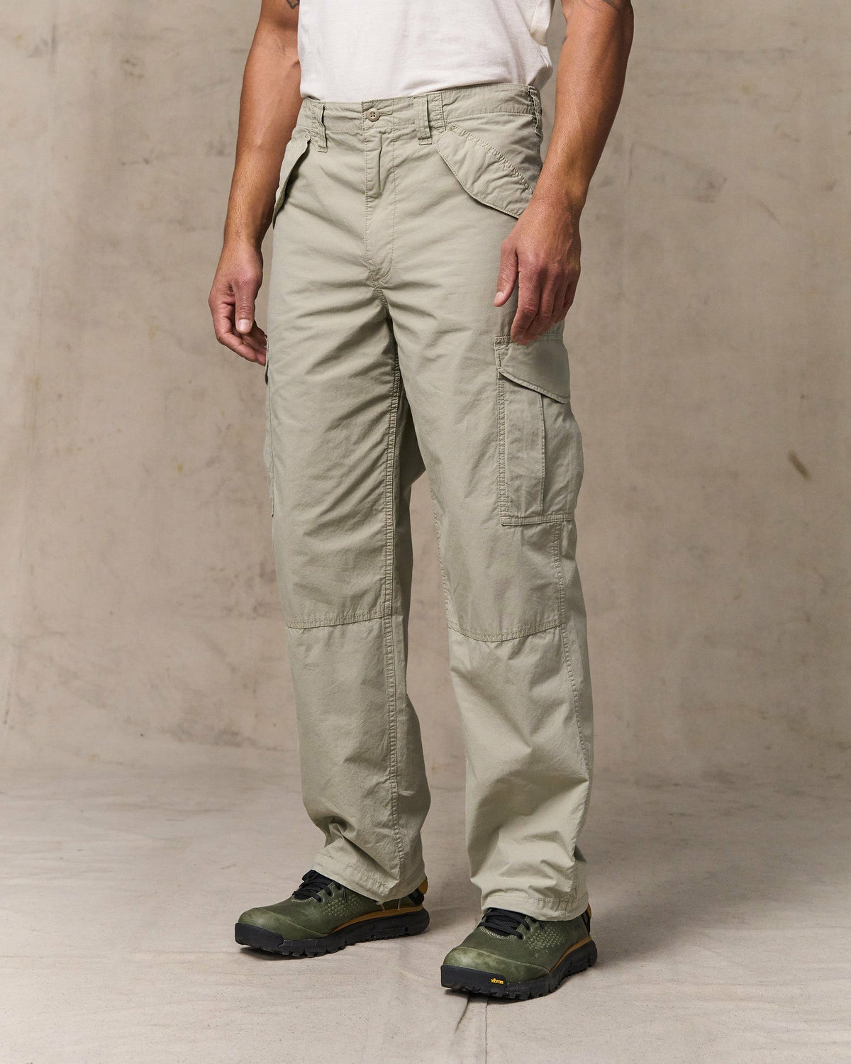 Men Filson Tropical Poplin Cargo Pants - Dried Sage