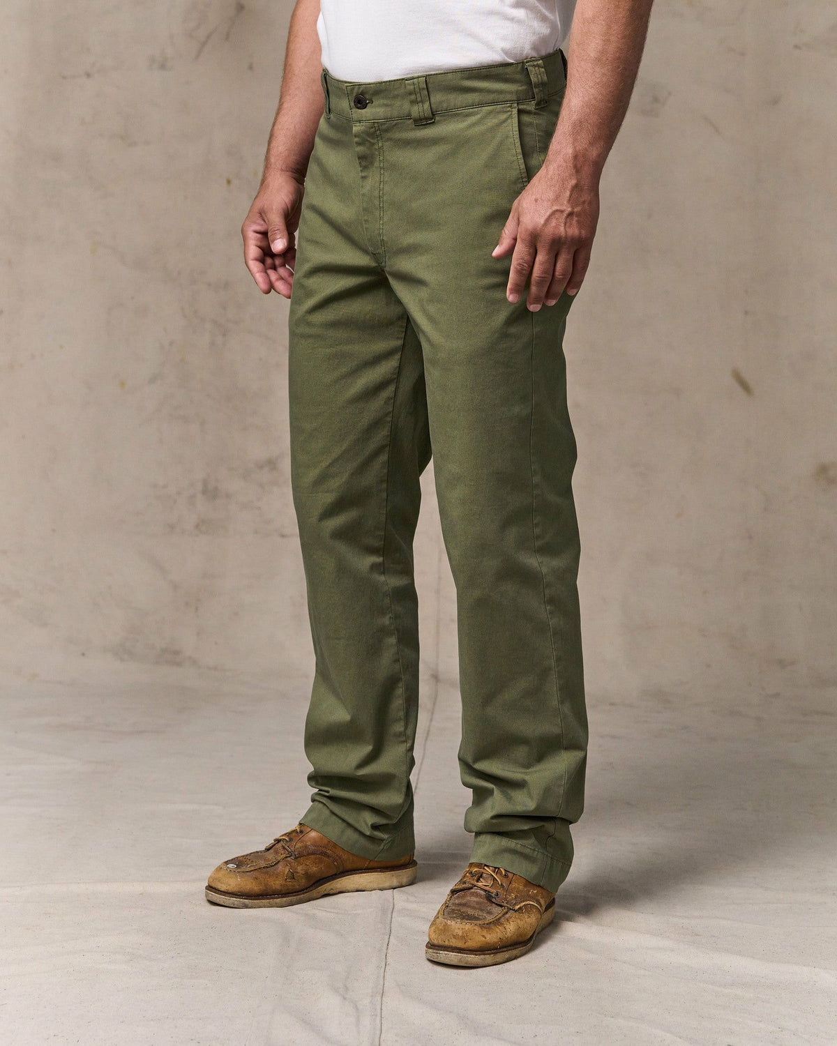 Men Filson Granite Mountain Flat Front Pants - Burnt Olive