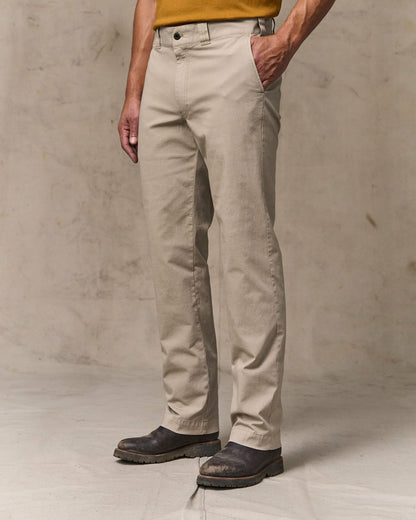 Men Filson Granite Mountain Flat Front Pants - Buck Tan