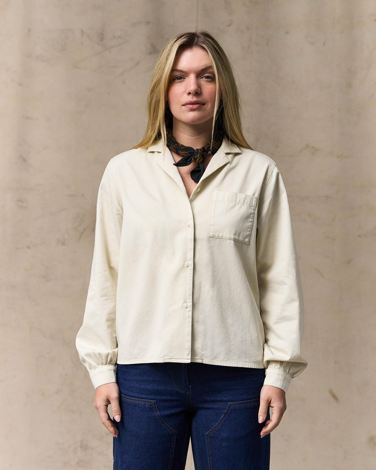 Women Filson Women's Long Sleeve Twill Camp Shirt - Cream