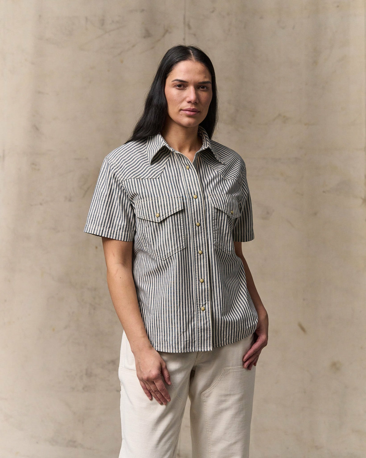 Women Filson Women's Short Sleeve Chambray Western Shirt - Indigo / Natural
