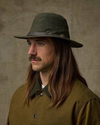 Gear Filson Waxed Canvas Packer Hat